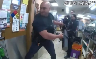 Σκληρό βίντεο: Αστυνομικοί «εκτελούν» ληστή πυροβολώντας τον 36 φορές μέσα σε 5&quot;