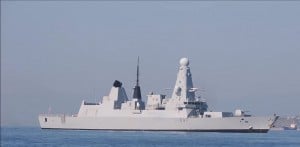 Στον Πειραιά ένα από τα πιο υπερσύγχρονα πολεμικά πλοία στον κόσμο