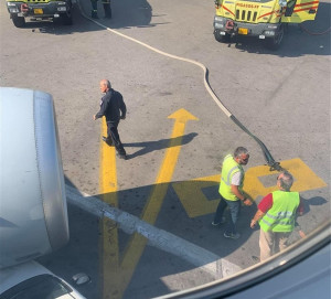 Αυτοκίνητο συγκρούστηκε με αεροπλάνο στο αεροδρόμιο Ηρακλείου!