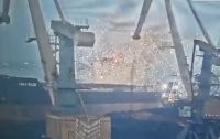 Βίντεο από την στιγμή που ρωσικός πύραυλος χτυπά το πλοίο του εφοπλιστή Χατζηγιάννη