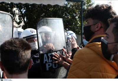 Θεσσαλονίκη: 31 συλλήψεις κατά την αστυνομική επιχείρηση στο κτίριο διοίκησης του ΑΠΘ 
