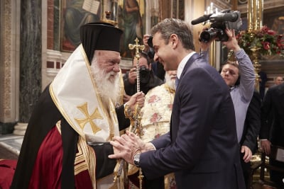 Δημοψήφισμα για τον γάμο ομόφυλων ζευγαριών προτείνει ο Αρχιεπίσκοπος Ιερώνυμος