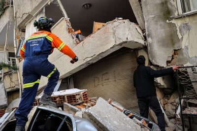 Τουρκία: Η κατάσταση των δημοσιογράφων επιδεινώθηκε μετά το σεισμό, σύμφωνα με το Διεθνές Ινστιτούτο Τύπου IPI