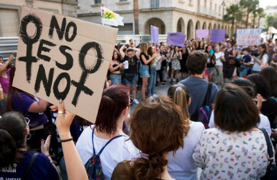 Πιο αυστηρή η νομοθεσία στην Ισπανία για τη σεξουαλική βία, «μόνο το ναι σημαίνει ναι»