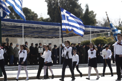 Σήμερα η μαθητική παρέλαση στην Αθήνα - Οι κυκλοφοριακές ρυθμίσεις της Τροχαίας στο κέντρο