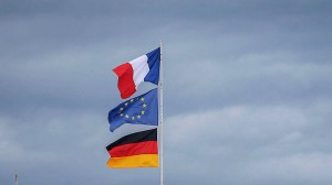 SZ: Βερολίνο και Παρίσι κινούν τα νήματα για να καταλάβουν ηγετικά ευρωπαϊκά πόστα