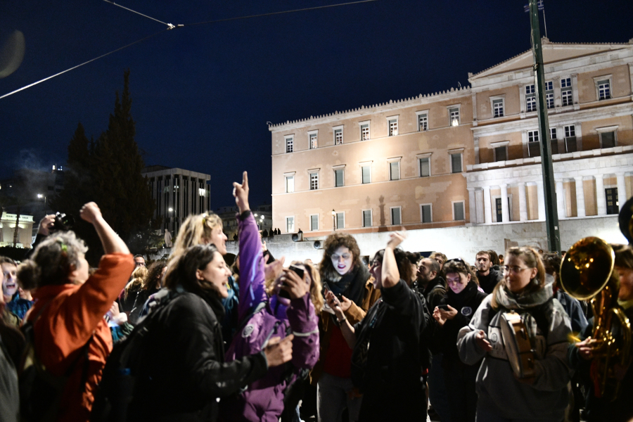 Νέο συλλαλητήριο για τα Τέμπη στο κέντρο της Αθήνας: 15 συλλήψεις στις πρωινές κινητοποιήσεις