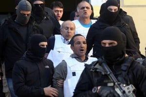 Στη φυλακή οι εννέα φερόμενοι Τούρκοι τρομοκράτες