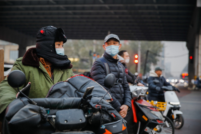 Εξαπλώνονται νοσήματα του αναπνευστικού συστήματος στην Κίνα: Ανησυχία από τον ΠΟΥ, τι ζήτησε