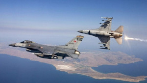 Τρεις νέες υπερπτήσεις πάνω από την Παναγιά και τις Οινούσσες από τουρκικά F-16
