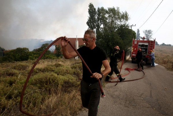 55 φωτιές σε ένα 24ωρο - Υψηλός ο κίνδυνος πυρκαγιάς στην Ρόδο