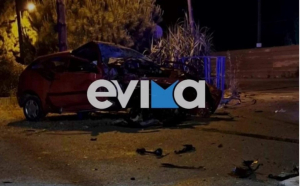 Σοκαριστικό τροχαίο στην Εύβοια: Νεκρός 31χρονος, άμορφη μάζα το αμάξι