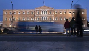 Bloomberg: Τα 10 βήματα για έξοδο της Ελλάδας από το πρόγραμμα
