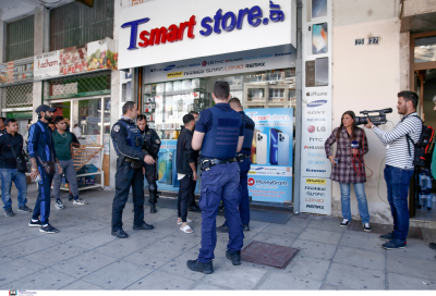 Ληστεία με ομηρεία στη Θεσσαλονίκη: Η στιγμή της σύλληψης, πώς εγκλώβισε τους δράστες στο μαγαζί του (βίντεο)