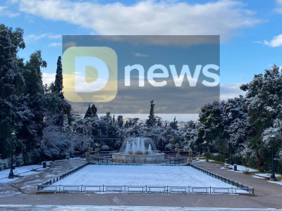 Χιόνια στο κέντρο της Αθήνας, το «έστρωσε» η Μπάρμπαρα