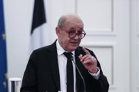 Ο Γάλλος υπουργός Εξωτερικών προειδοποιεί τον Πούτιν: Έχει και το ΝΑΤΟ πυρηνικά