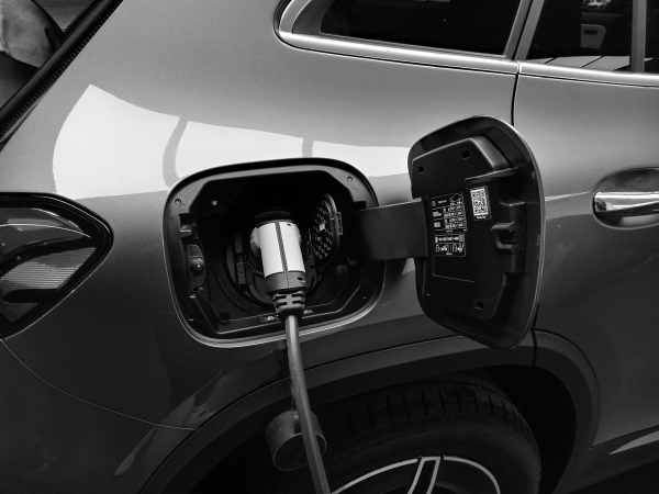 Νέες μεγαλύτερες επιδοτήσεις για αγορά ηλεκτρικού αυτοκινήτου