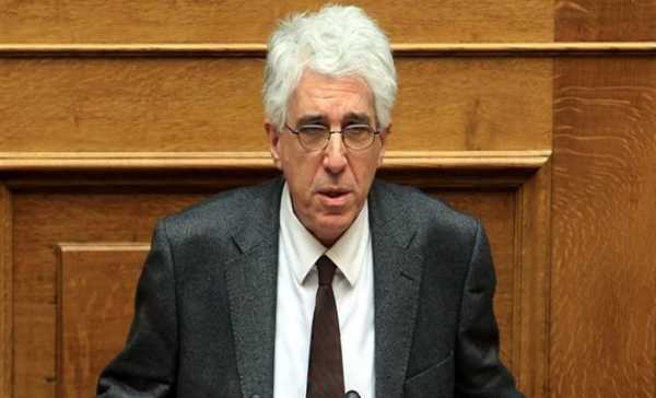 Παρασκευόπουλος: Δεν είναι φωτογραφικός νόμος υπέρ τρομοκρατών