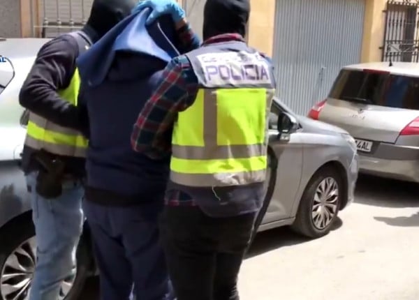 Βίντεο: Σύλληψη πρώην ράπερ - Ένας από τους πλέον καταζητούμενους τζιχαντιστές στην Ευρώπη