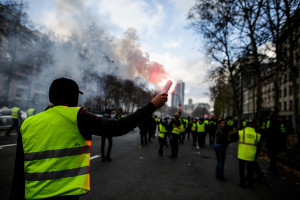 Κίτρινα γιλέκα: Αποκλιμακώνονται οι κινητοποιήσεις σε Παρίσι και περιφέρεια