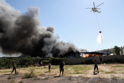 Συναγερμός στην Πυροσβεστική: Μάχη με τις φλόγες σε Εύβοια, Ηλεία και Αττική