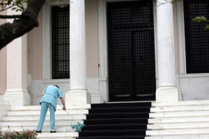 Μαξίμου: Ο Βενιζέλος προσπαθεί να πείσει ότι ο νόμος περί ευθύνης υπουργών δεν έχει τη σφραγίδα του