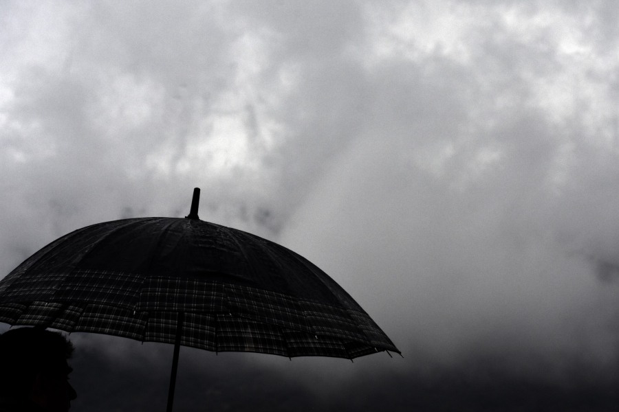 Αλλάζει ο καιρός: Έρχεται κακοκαιρία με βροχές, χαλάζι και πτώση της θερμοκρασίας, πώς και πότε επηρεάζεται η Αττική