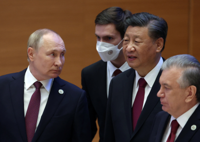 Ο Κινέζος Πρόεδρος έτοιμος να επισκεφτεί τη Ρωσία, ενώ η Δύση παρατηρεί με καχυποψία τις κινήσεις της Κίνας
