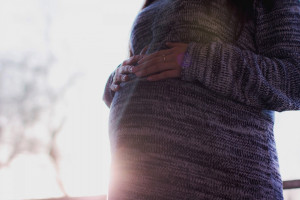 Κορονοϊός, τα καλά νέα: Δεν μεταδίδεται στο έμβρυο- Πιο επικίνδυνη η γρίπη για τις εγκύους