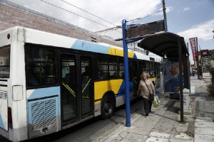 Ηλεκτρικά λεωφορεία βγαίνουν στους δρόμους της Αθήνας