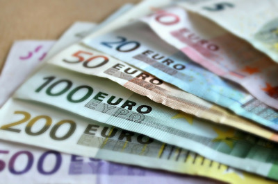 Επίδομα 534 ευρώ: Σήμερα ξεκινούν οι αιτήσεις για τις αναστολές Μαρτίου, τι πρέπει να προσέξετε