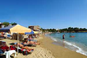 Ο Δήμος Ηρακλείου «μεγαλώνει» την παραλία της Αγίας Πελαγίας