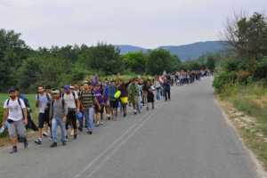 Πάνω από 7.000 πρόσφυγες πέρασαν στα Σκόπια το τελευταίο 24ωρο 