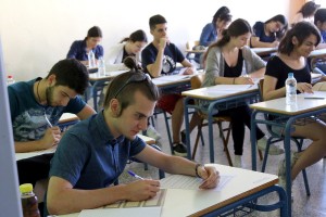 Αλλάζει η ώρα εξέτασης στις Πανελλαδικές σε Χίο - Λέσβο