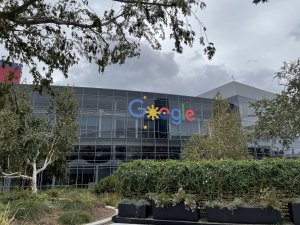 Αλλαγές φέρνει η Google: Θα αφαιρεί προσωπικά στοιχεία από τα αποτελέσματα αναζήτησης