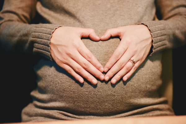 Κορονοϊός Ελλάδα: 30χρονη εγκυμονούσα από το Βόλο βρέθηκε θετική