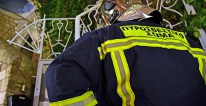 Δύο νεκροί από πυρκαγιές σε Αγία Βαρβάρα και Νέα Φιλαδέλφεια