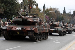 Μεγαλειώδης η στρατιωτική παρέλαση στην Αθήνα (pic)
