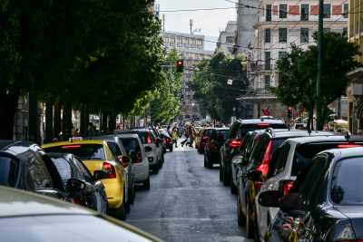 Στο «κόκκινο» οι δρόμοι της Αθήνας λόγω της απεργίας
