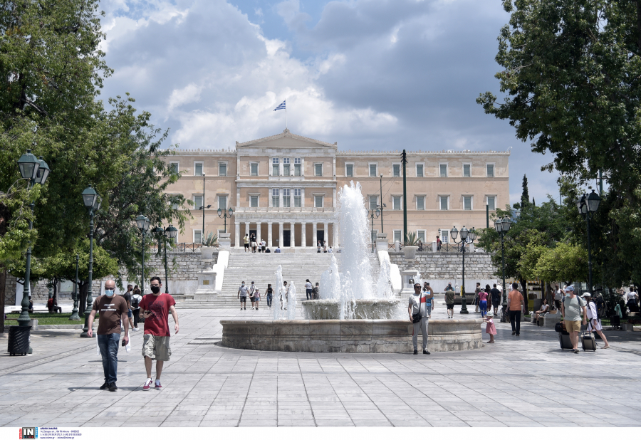 Μετάλλαξη Δέλτα: Κάτω από 30 ετών όσοι νοσούν στην Κρήτη, πολλοί οι ανήλικοι