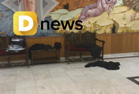 Μονή Πετράκη: Ιερέας επιτέθηκε με καυστικό υγρό σε Μητροπολίτες, 10 οι τραυματίες (βίντεο)