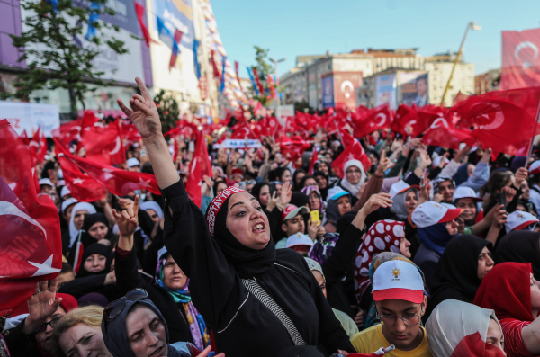 Εκλογές Τουρκία: Τέλος της... πικρής εκστρατείας ενόψει 2ου γύρου -Ποιον δείχνουν νικητή οι δημοσκοπήσεις