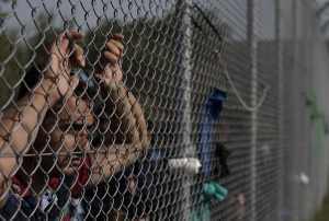 Φράχτη στα σύνορα με την Ελλάδα υψώνει η ΠΓΔΜ