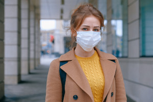 Μαγιορκίνης για κορονοϊό: Οπουδήποτε υπάρχει συγχρωτισμός πρέπει να φοράμε μάσκα