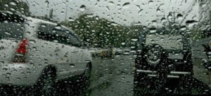 Κυκλοφοριακό κομφούζιο στους δρόμους της Αθήνας εξαιτίας της βροχής