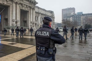 Ανθρωποκυνηγητό σε Γαλλία και Ιταλία για άνδρα, βρέθηκε δολοφονημένη η σύντροφός του