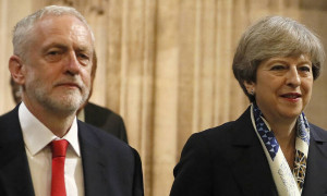 Brexit: «Εποικοδομητική» χαρακτήρισαν τη σημερινή συνάντηση η Μέι και ο Κόρμπιν