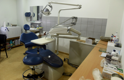 «Δεν έχω κάνει κάτι λάθος, οπότε είμαι μια χαρά», τι υποστηρίζει ο «μαϊμού» οδοντίατρος της Ηλιούπολης