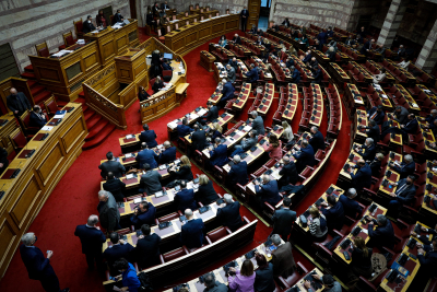 Βουλή: Κυρώθηκε η Πράξη Νομοθετικού Περιεχόμενου με τα μέτρα για την κακοκαιρία «Ελπίς»