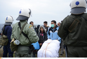 Διαβατά: Επιχείρηση της αστυνομίας στο ΚΥΤ μετά τις συμπλοκές προσφύγων